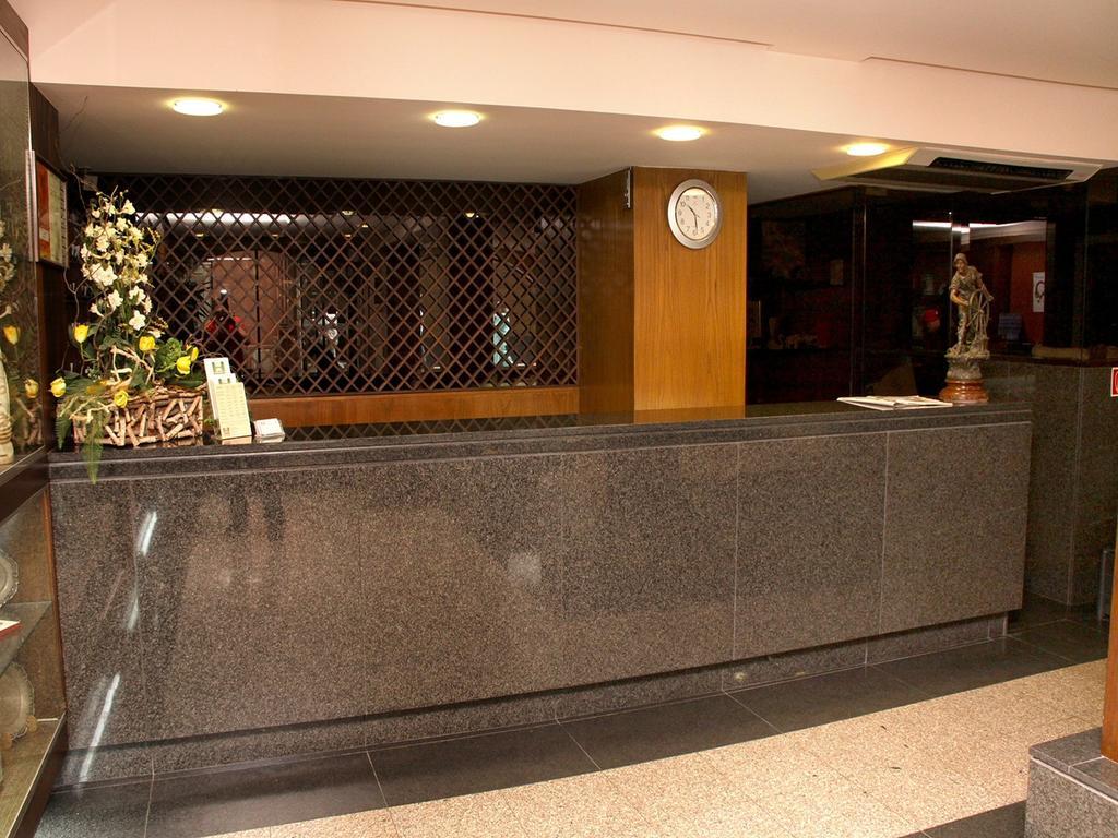 Luso Brasileiro Hotel Povoa de Varzim Bagian luar foto