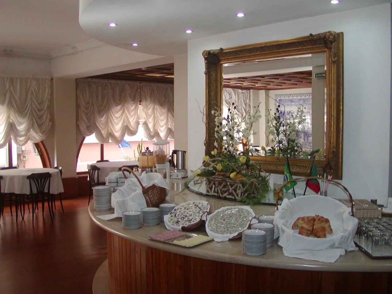 Luso Brasileiro Hotel Povoa de Varzim Bagian luar foto